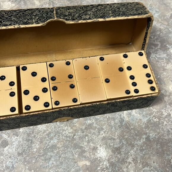 Vintage Domino’s  - Picture 3 of 6